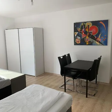 At-Rooms-2